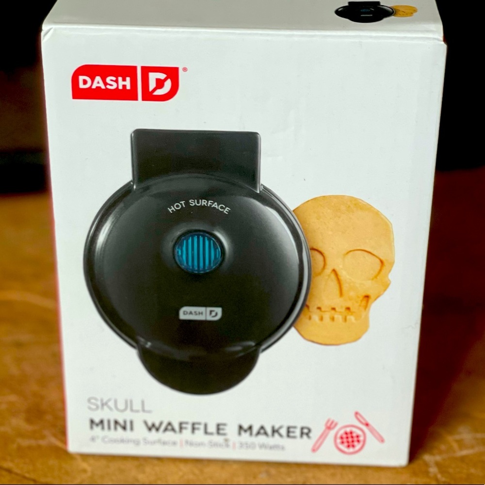 Dash Skull Waffle Press